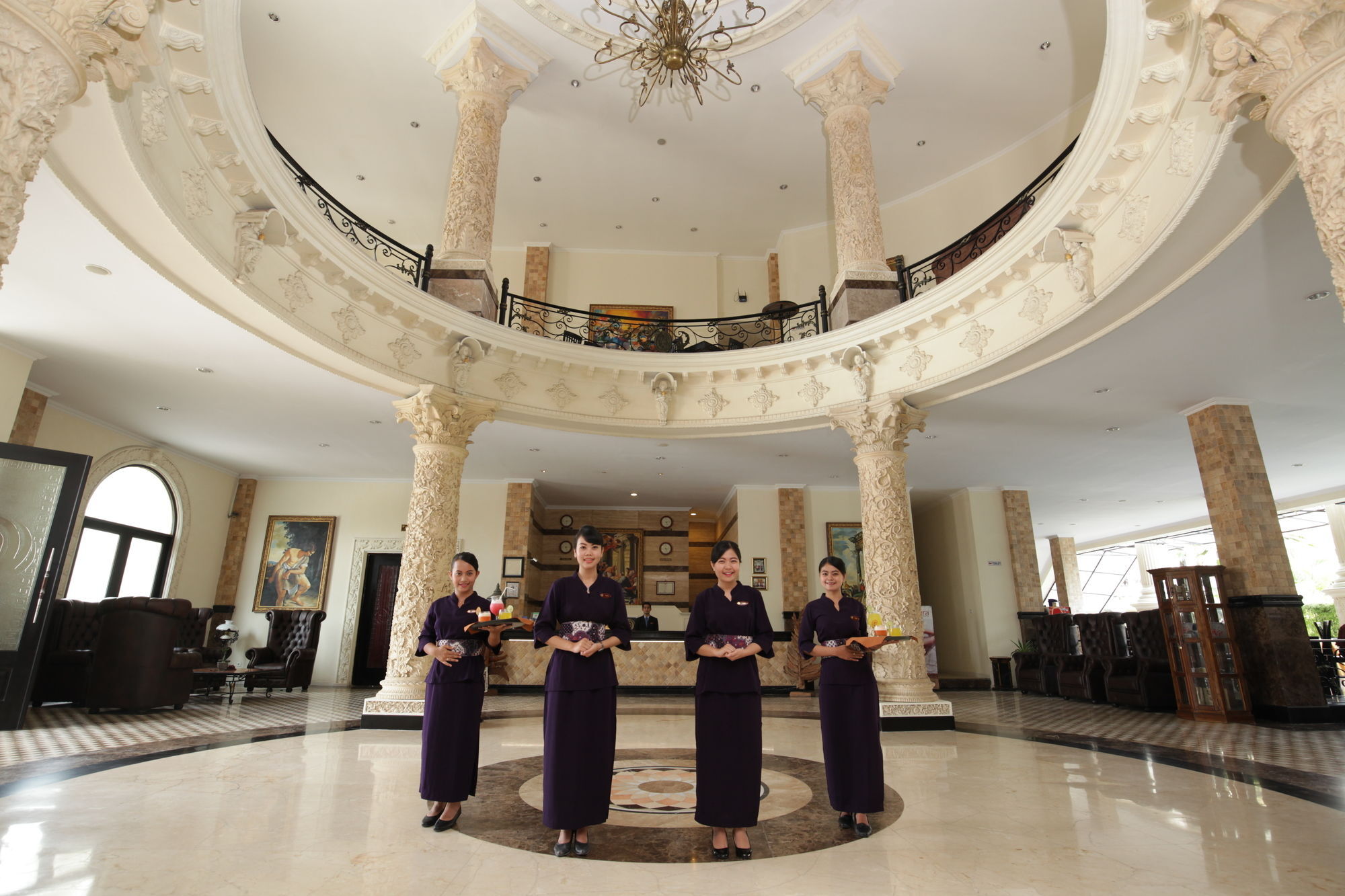 The Grand Palace Hotel Jogjakarta Buitenkant foto
